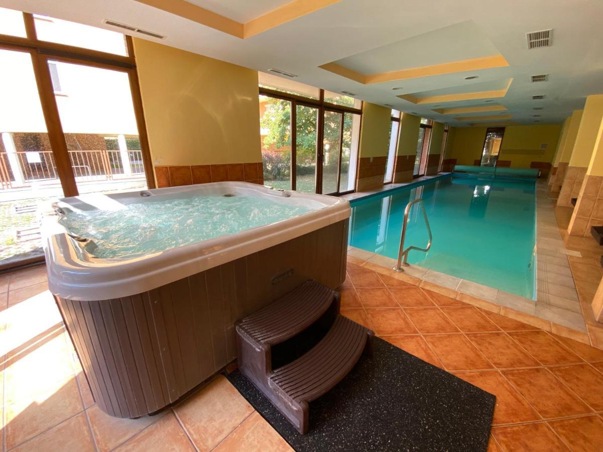 Dorina Wellness Apartman Шиофок Экстерьер фото
