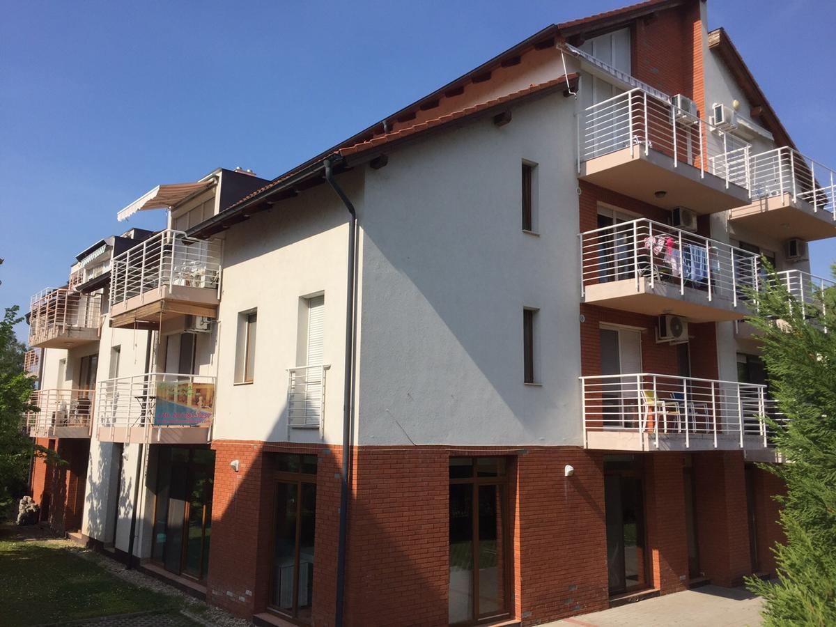 Dorina Wellness Apartman Шиофок Экстерьер фото
